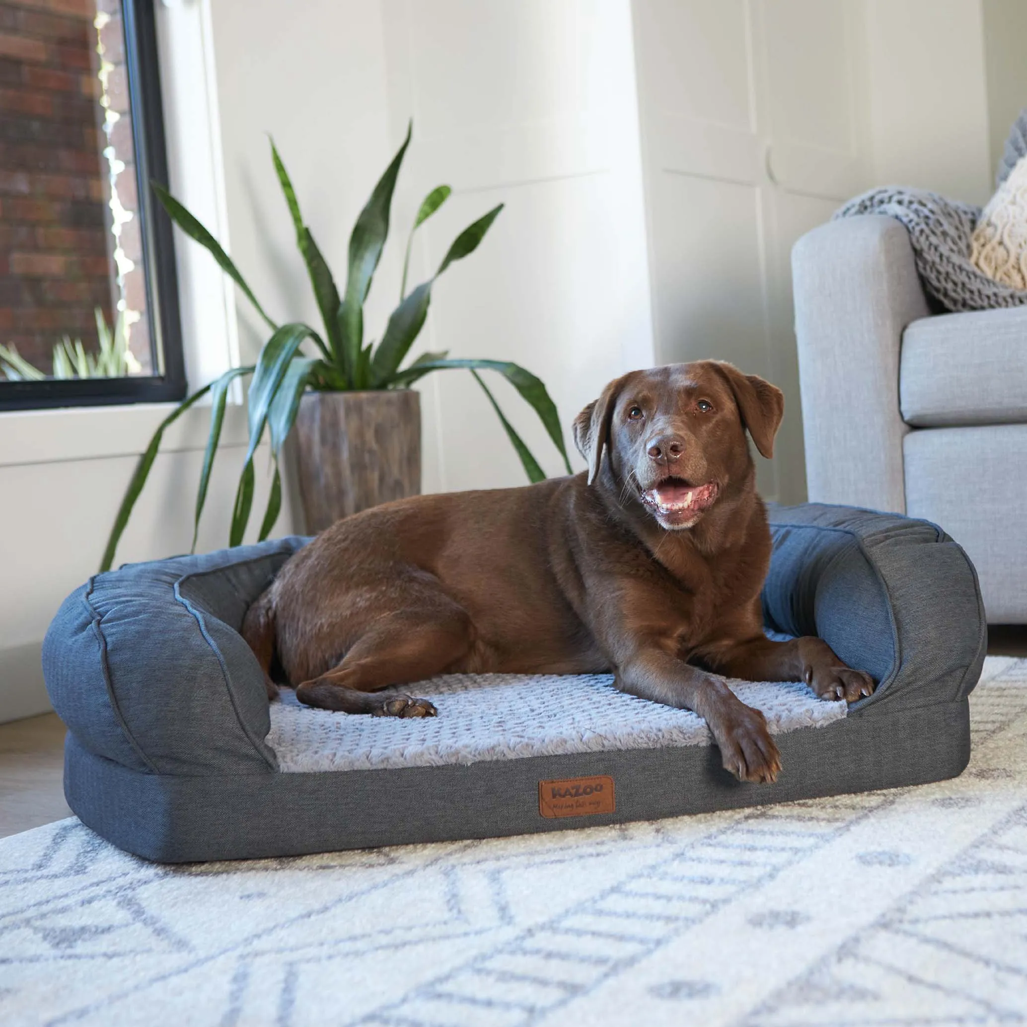 Cosy Nook Dog Bed - Plush Grey